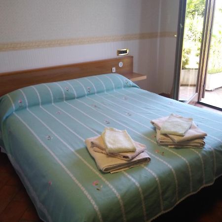 Casa Degli Ulivi Hotel Tivoli Luaran gambar