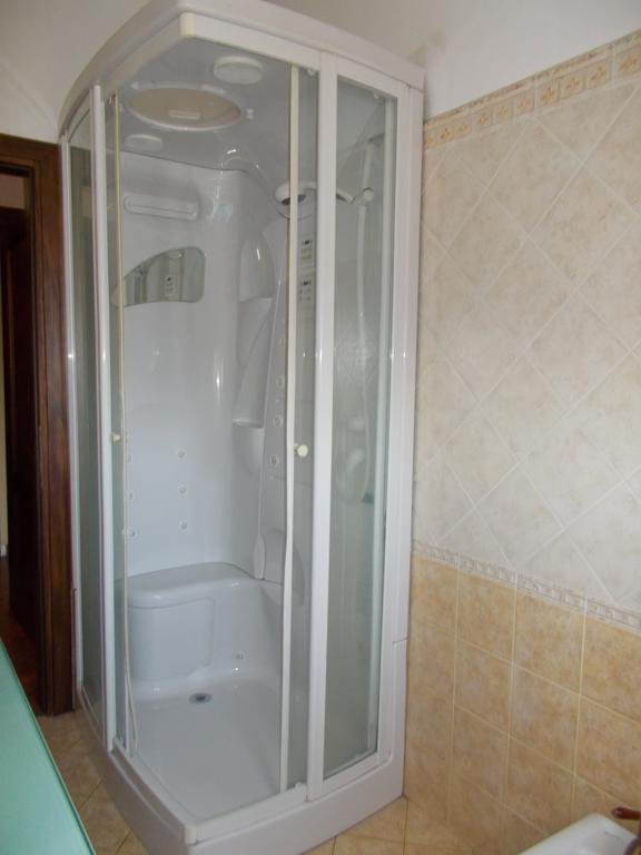 Casa Degli Ulivi Hotel Tivoli Bilik gambar